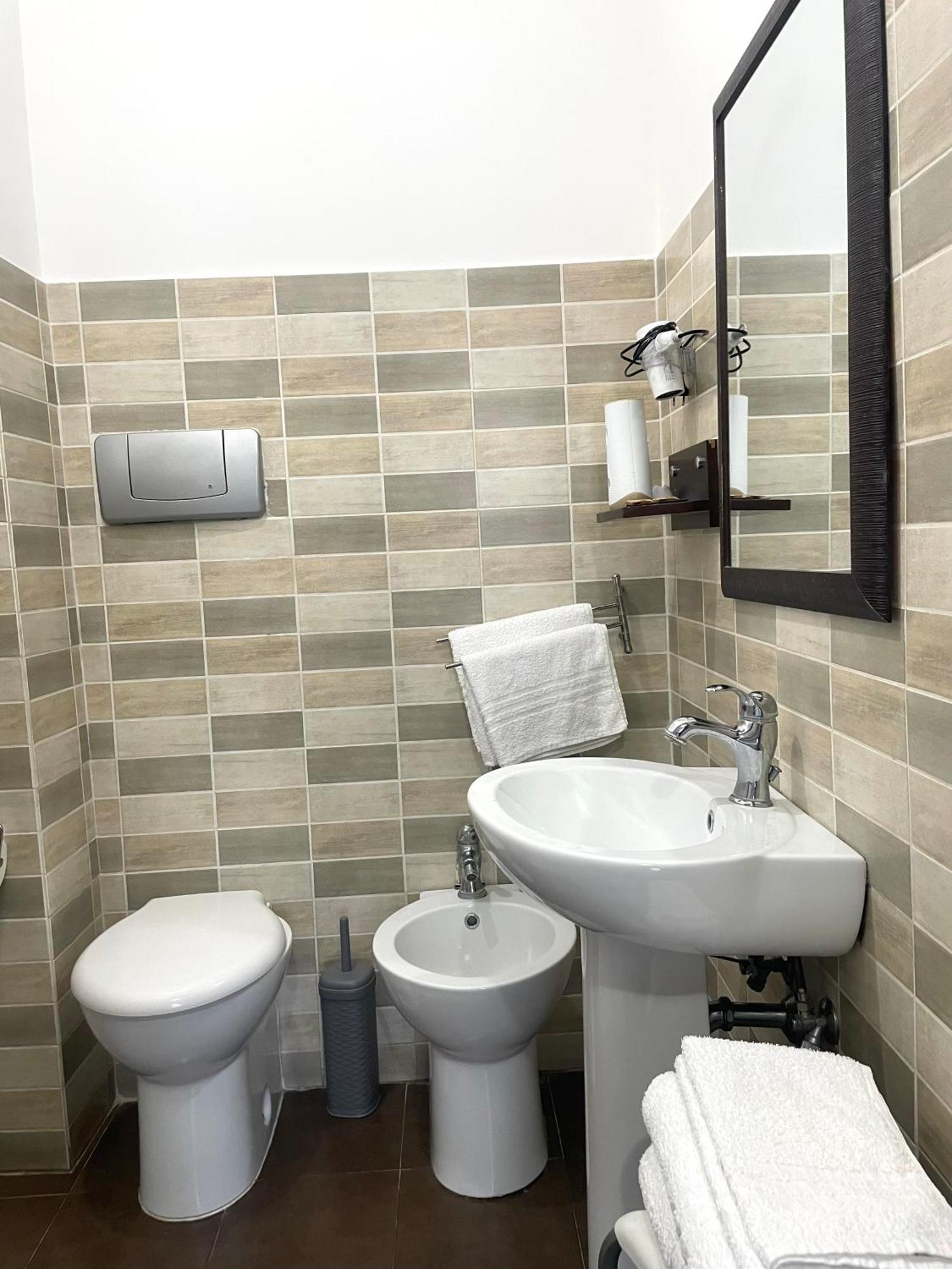 Nacional B&B Monforte San Giorgio Marina 外观 照片